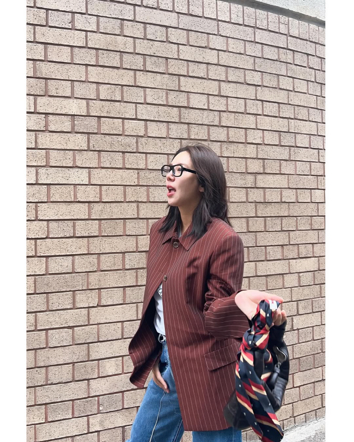 Son Dam-bi, a novice mom who is excited to go out after taking care of her beauty daughter with zero baby bump