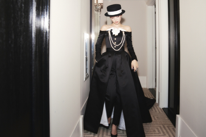 Audrey Hepburn is back alive..Jenny Praises Met Gala Fashion Around the World 