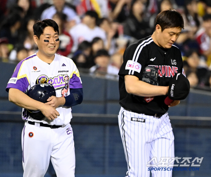 Ending the controversy over his stamina Kim Taek-yeon's early debut in the 8th inning, Doosan 52 come-from-behind victory. Four wins, one draw and four losses in nine consecutive games. LG's 2nd place is on the verge of a crash