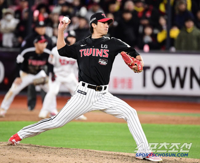 Lee Jung-yong, the ace of Yum Gallyang's official Sangmu, will return to his position as the sixth starter. Resting will be a welcome addition to the existing selection
