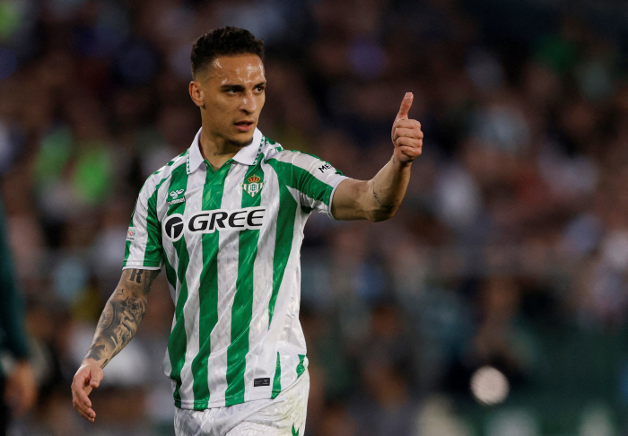 Manchester United, are you watching! Betis, the highest decision I've ever made, the absurdity of Antony's 163 billion...Stop letting me go. In fact, I'm asking for an open transfer