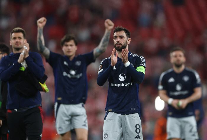 Tottenham has become a nuisance club because of a change in the kickoff time of Manchester United Chelsea and a change in the schedule against Aston Villa