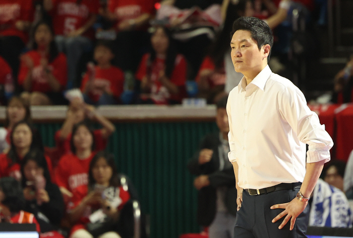  SK coach Jeon Hee-chul's fault after losing 2 games at home...I don't want to blame the player