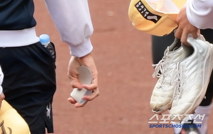Ponce's mental age is 18, and he failed to make a picture of Jung Woo-ju's pocket money 
