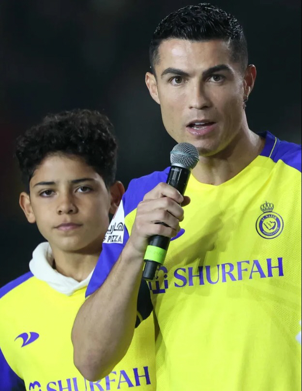 Ronaldo Jr. selected Portugal's U15 representative for the first time against Japan...My son's wish to be 45 years old. Dream of extending active duty