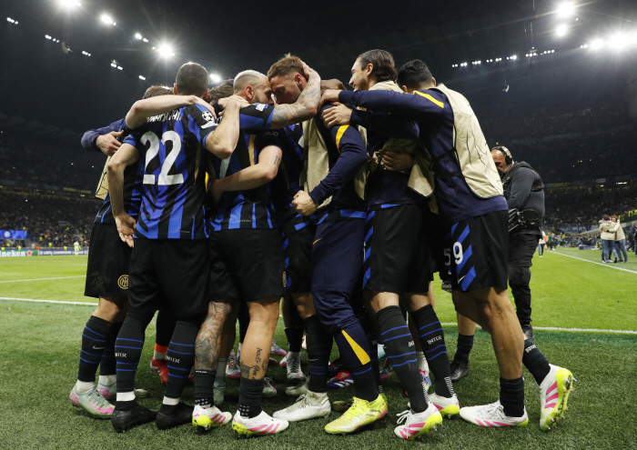 Seol Young-woo → Hwang In-beom → Kim Min-jae → Is the final to defeat Warsaw Lee Kang-in? Inter Milan, master of breaking the paint, overpowered 76 in total with a great reversal → Green light to try to win UCL for the first time in 15 years