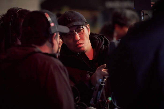 Director Yoon Jong-bin is back with Nine Puzzle after Suriname's success. This time, it's a mystery thriller