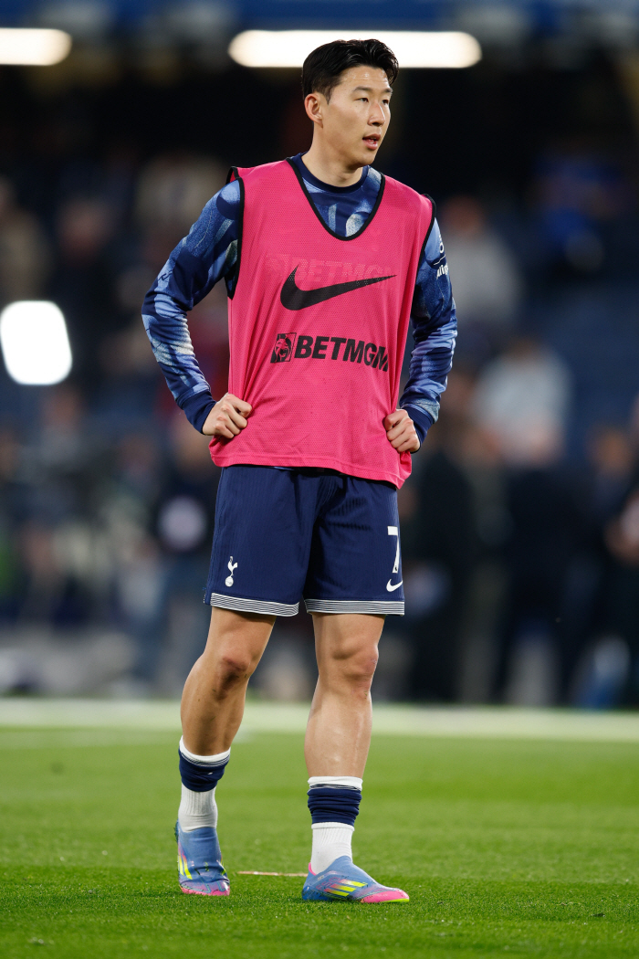I'm back in trainingTottenham to leave Norway for the second leg of the Europa semifinals, and Son Heung-min was not injured in the club's video