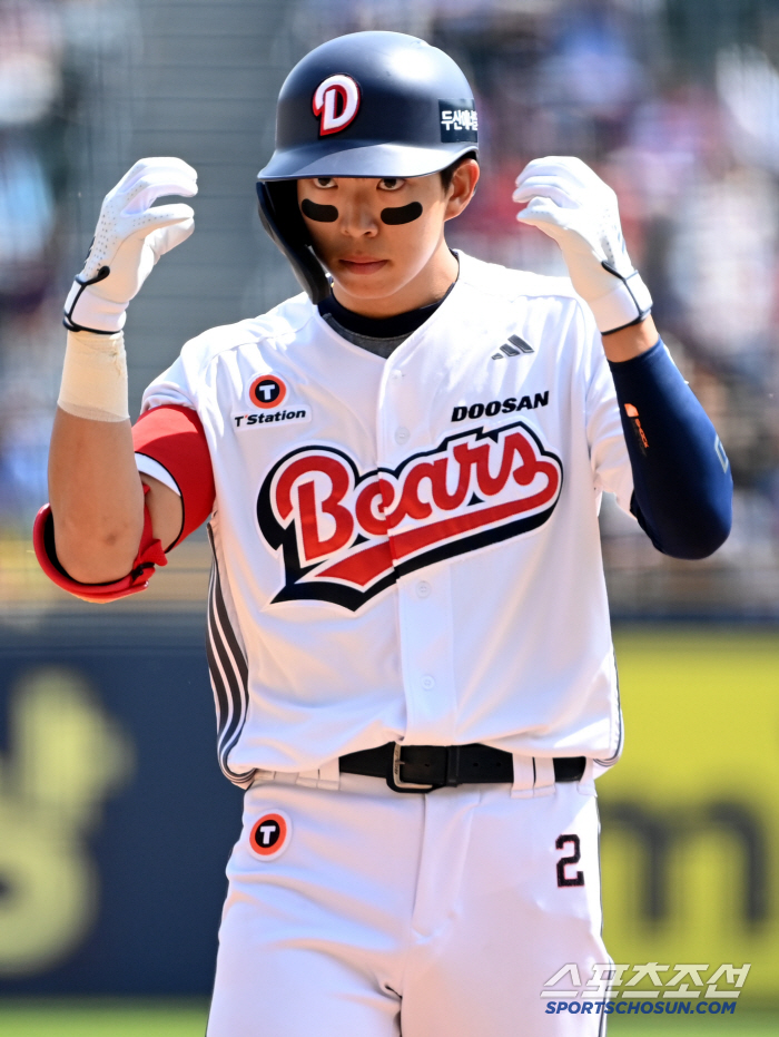 It's not even an injury, but he's going back to the second division 10 days after returning to the first team of 2.1 billion FA. Large trade outfield was also canceled 