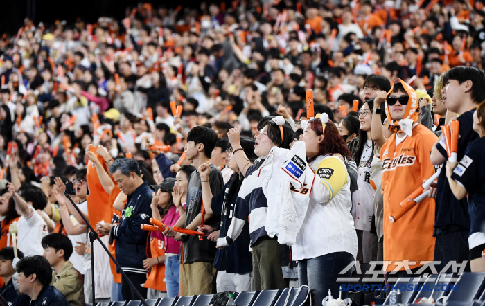 Lee Beom-ho → Geumdong Bodhisattva → 9 consecutive wins in the new stadium, I'm happy because Hanwha was sadIt's really become a hymn