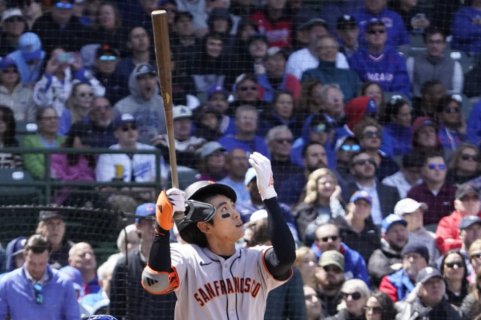 Lee Jung-hoo, who has no hits in 5 at-bats, maintains an OPS of 80% at 30%, but it is difficult if it is frequent