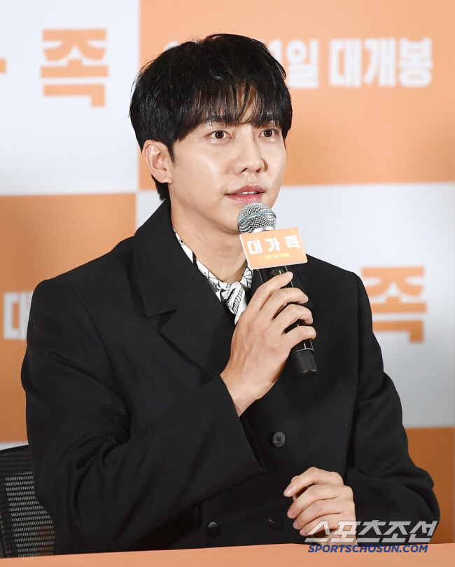 Lee Seung-gi's update on raising his daughter after his wife-in-law was cut off. The happiest time in life (Starry Night) 