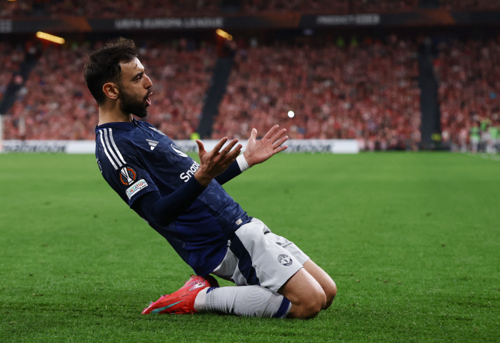 Manchester United captain is crazy! K-League clubs are expected to reject offers of 2.3 billion annual salary of 121 billion won per week