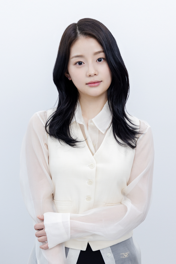  Cheo Seo-an, wife of the Hak clan, Blitzway Entertainment riding the craze..Ju Jihoon X Cheon Woohee and rice