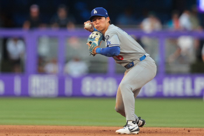 Roberts Kim Hye-sung and Edman will also stay in the big league. 3 consecutive hits → Passed batting, recognized by their power