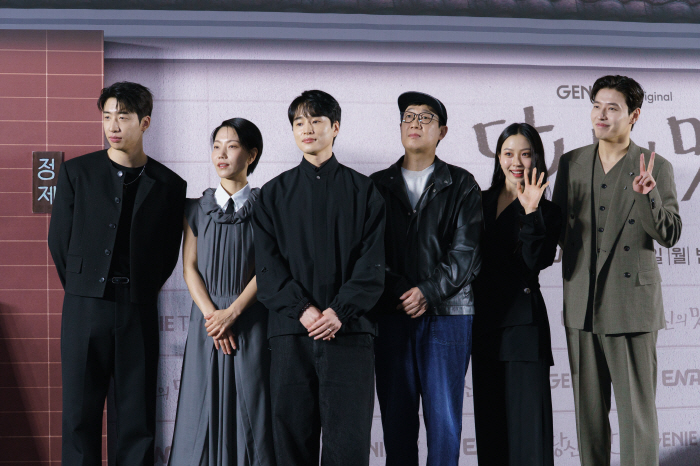 'Tastefully Yours’ Blends Food, Romance, and Fresh Characters