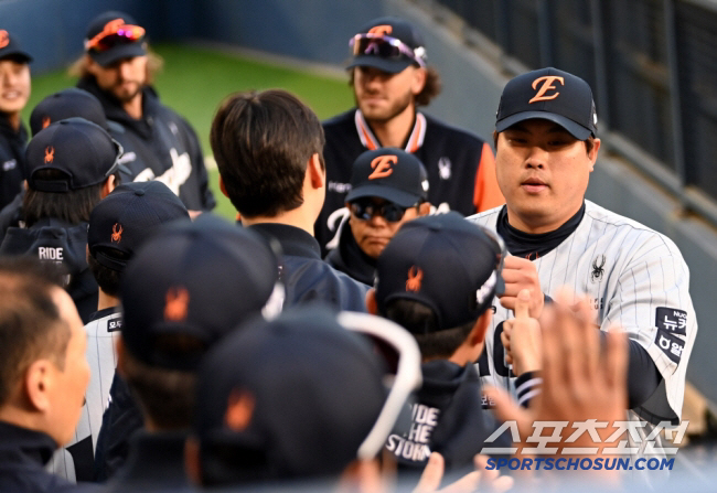 Starting pitcher, you're not alone. Monster's suggestion → Mystery exchange after Monster Wall, special routine of five eagle brothers, secret to the birth of the strongest starting pitcher with 20-6 wins and 6 losses