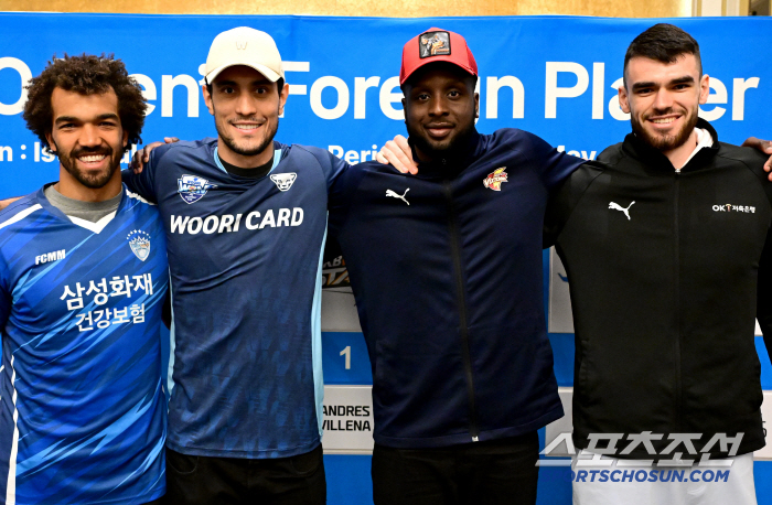 Is it a prize to beat Leo. Korea Electric Power Corp.'s Evans, Woori Card Araujo, OK Savings Bank Dimitrov, Samsung Fire & Marine Insurance's Ahi Selection 