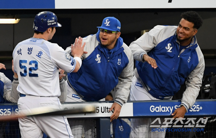 Lions Park's rain has weakenedSamsung Furado vs. LG Son Joo-young, who is expected to face each other, aims to rebound from Samsung's home for the fifth consecutive loss