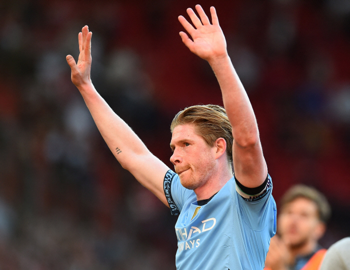 Napoli is serious! Napoli Sporting Director Met The Bruyne in ManchesterKDB is also positive about going to Naples