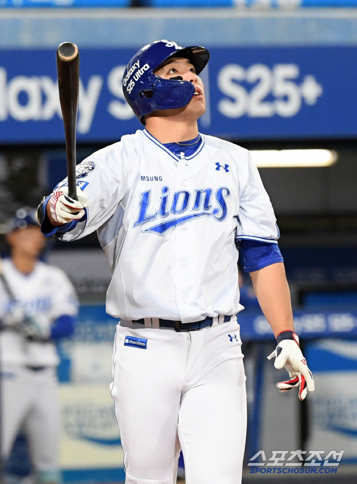 No hits in five at-bats? Rather than worry, expectation return plan is activated...0.1950 home runs → 0.310 5 home runs I believe strongly