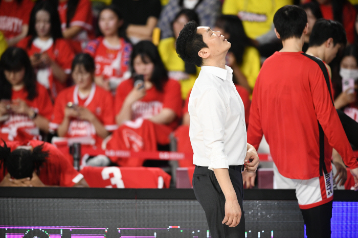  SK manager Jeon Hee-chul's anomaly did not work. I'm responsible for the tactics