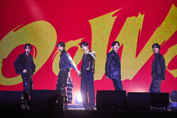 NOWADAYS Charms Taipei Fans at First Mini Live
