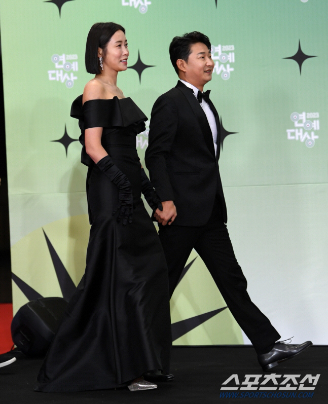 Lee Chun-soo ♥ Shim Ha-eun, child farming is a big hit..Daughter Johns Hopkins Youngjae Camp Passed