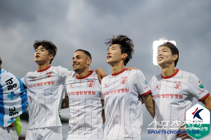 Own goal luck X Basani PK goal X Choi Won-chul's first goal, and Kkeung Chung (K League 2 review) is in fifth place with a surprise escape from 4 games of 3-0 complete victory in away games in Gyeongnam