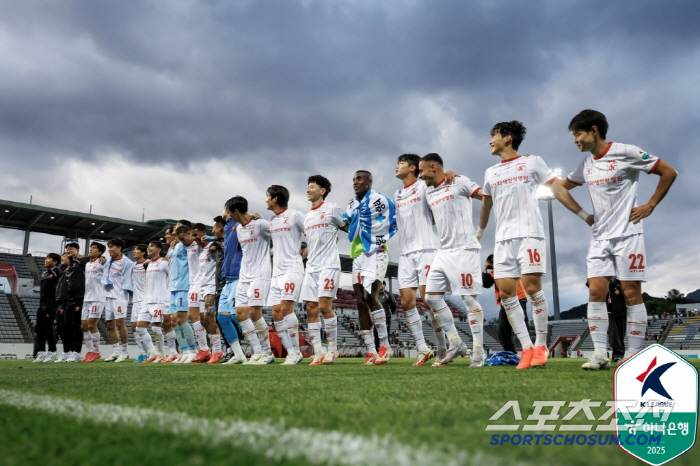 Own goal luck X Basani PK goal X Choi Won-chul's first goal, and Kkeung Chung (K League 2 review) is in fifth place with a surprise escape from 4 games of 3-0 complete victory in away games in Gyeongnam