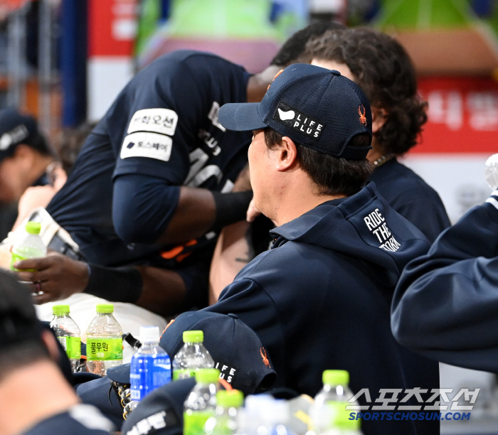 Ponce, good job, 11 consecutive wins for the first time in 33 years, and 5 eagles' hugs poured into the ace who won 6 innings of 9K 1 run (Goguk site)