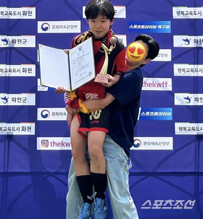 Representative of the Golden Generation KFA Director X First Jeon Kang-won will not stay in the autumn and work properly for female livestock seniors and juniors (Serious Interview)