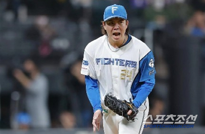 The third-year right-hander (Min Chang-ki's Japanese baseball) who called out Darvish 18 years ago with a complete game of one to three wins in the season