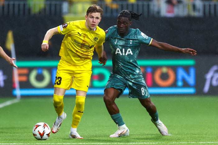Why did it happen that when Captain → Tottenham was in a big crisis to break down the air…All the defense team will play next season