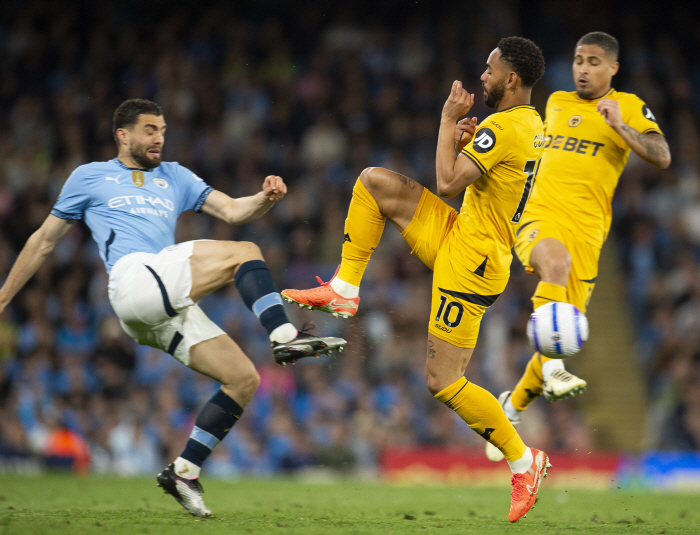Wolverhampton ace will join Manchester United next month! Transfer fee paid in installments of 116.4 billion...A higher salary offer than Newcastle has an advantage in recruiting