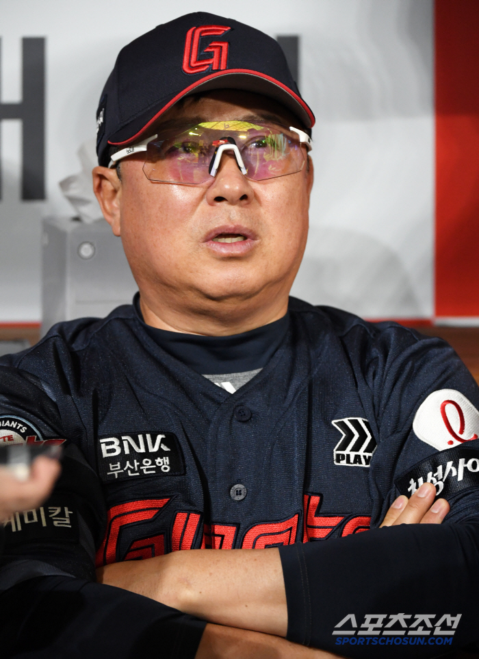 The 3rd place head coach as soon as possible → Why he is thirsty despite his winning streak 