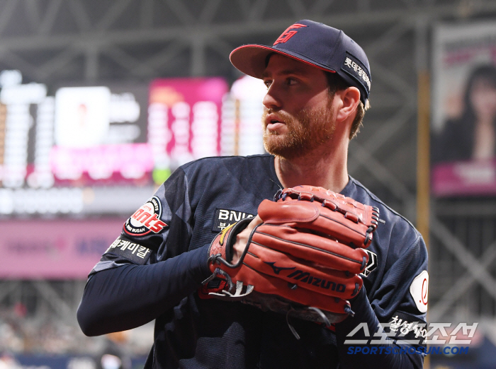 The 3rd place head coach as soon as possible → Why he is thirsty despite his winning streak 