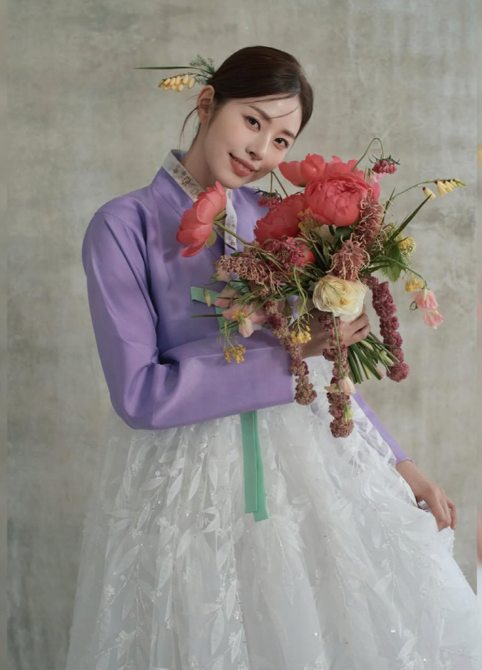 4 years younger ♥ Seo Dong-ju, a month before remarriage, Hanbok pictorial is beautiful