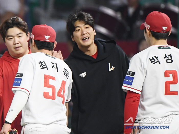 DH swept in 1463 days...Thank you. The best heat in 15 years that the head coach hasn't forgotten