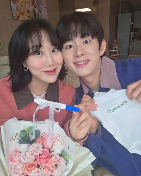 'Enjoy Couple' Son Min-soo ♥ Im Lara succeeded in pregnancy after 2 years of infertility...'A miracle has arrived'