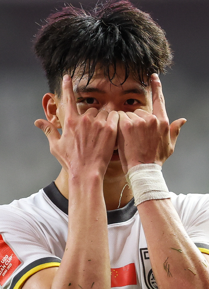 Hurry up and send it to Europe! Excited again! , 19-year-old FW top scorer with great excitement