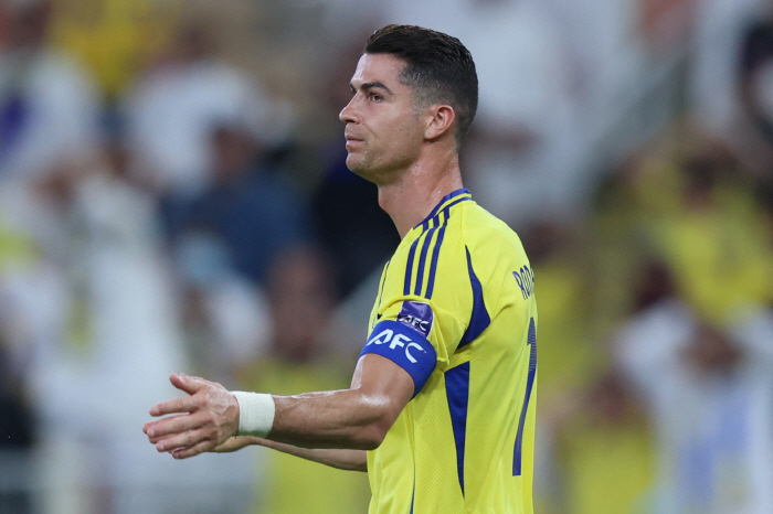 I'll stay! Instead... CR7, Saudi conditional stay? Hyunji is excited...What did they ask for