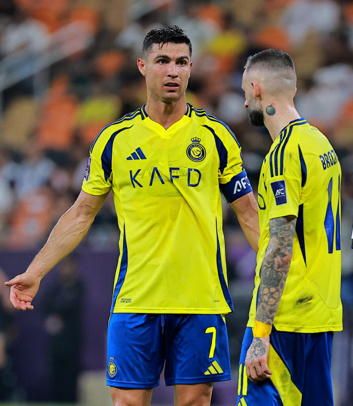 I'll stay! Instead... CR7, Saudi conditional stay? Hyunji is excited...What did they ask for