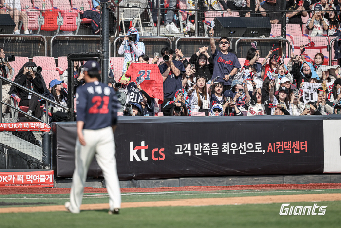 KKKKKKKKKKKK Glasses Ace Jae-rim! Suwon heated cheers standing ovation...6 ⅓ innings of good work → ERA 2.29