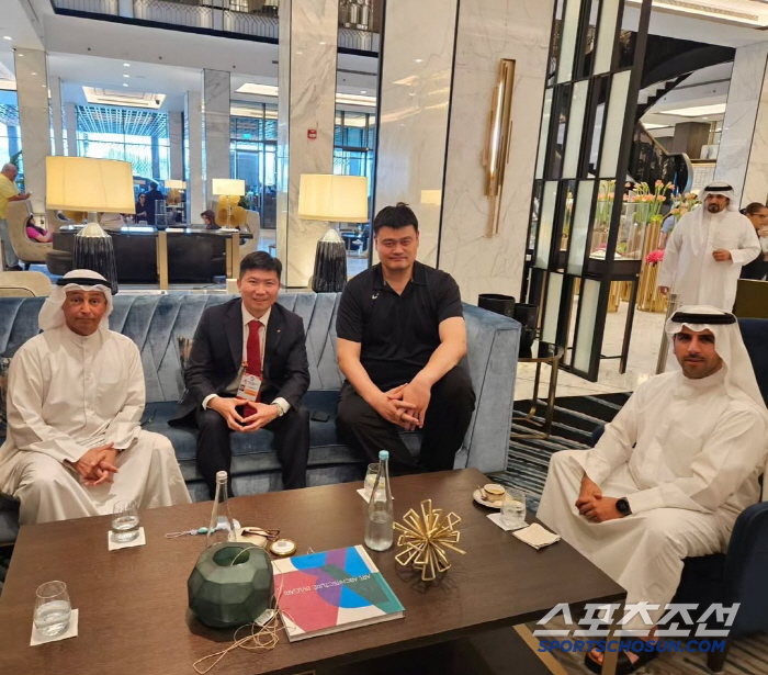 Korea-China sports legend ★ Chairman Yoo Seung Min met basketball star Yao Ming