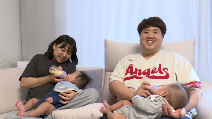 Korea's First Natural Pregnancy 'Five Twins' Birth 'Born to Be Less Than 1kg' (Human Theater)
