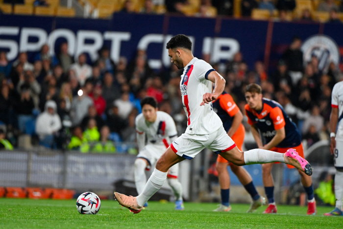 League full-time → Why Lee Kang-in has to leave for Arsenal right away in 4 months. Kang-in Lee started against Montpellier criticized the lowest score