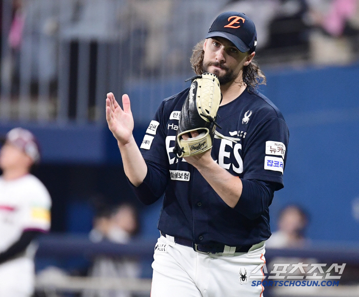 A new record of 15 consecutive wins is not a dream. Weiss 9K Fantastic Tour Hanwha won again12 wins in a row. 
