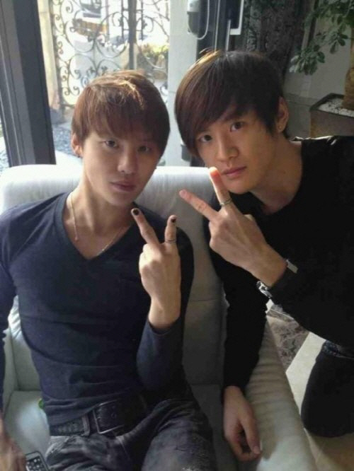 Kim Junsu already has a new family...Fans explode at the news of twin births (Full Story)