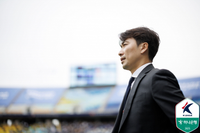  What's needed is a three-point race, a coach Kim Tae-wan who wants to rebound even if he hits a rock with an egg